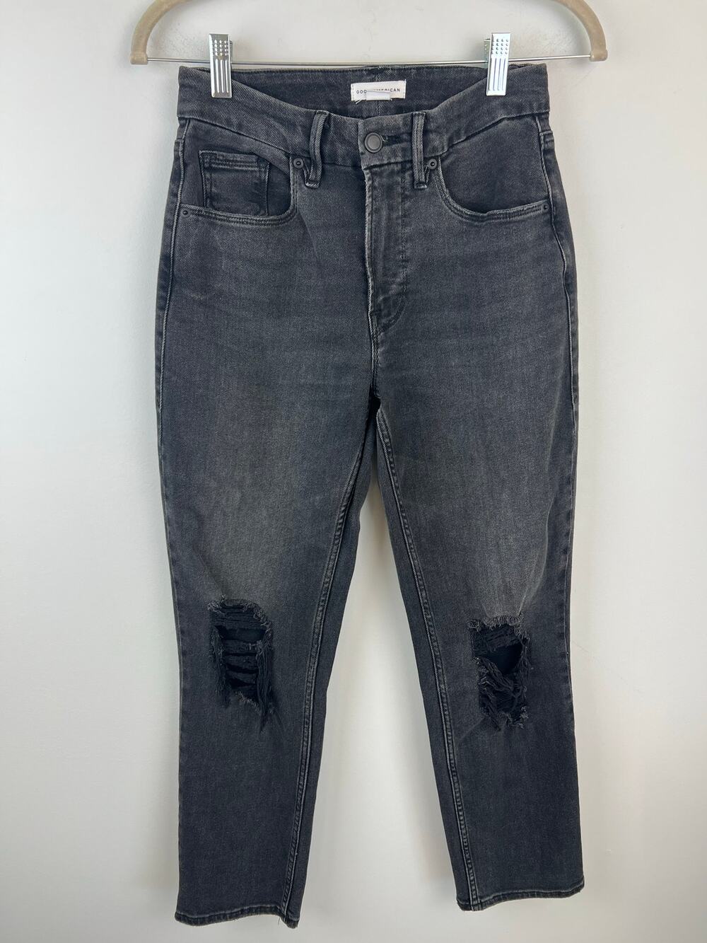 Good American Good Icon 90s Straight Leg Distressed Jean in Black Wash 0/25